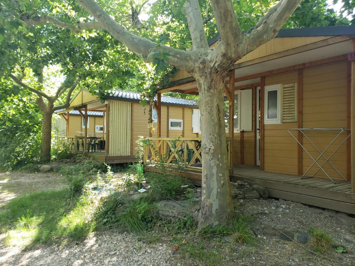 Le Moulin D'Onclaire Camping Et Chambres D'Hotes Coux Buitenkant foto