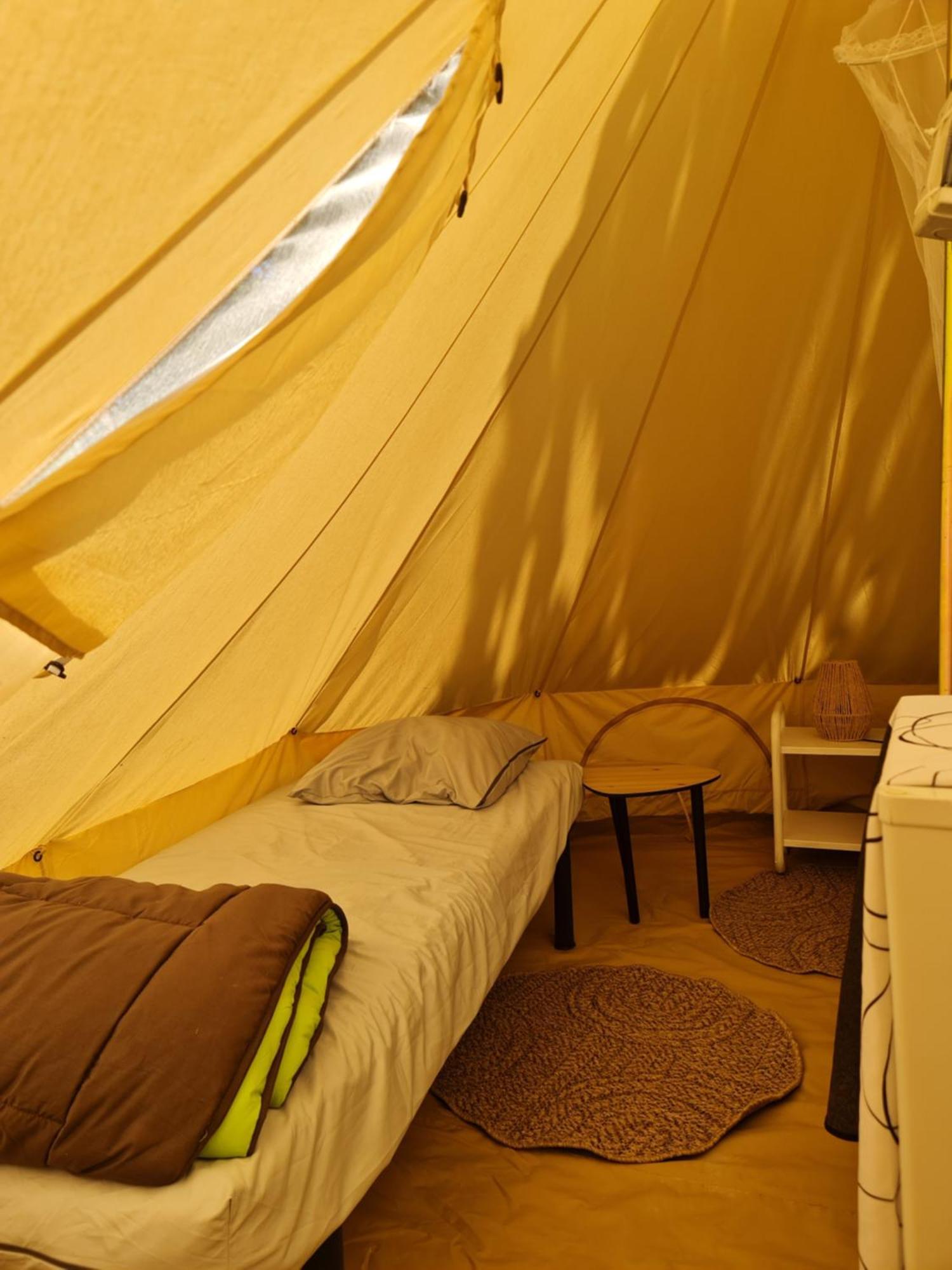 Le Moulin D'Onclaire Camping Et Chambres D'Hotes Coux Buitenkant foto