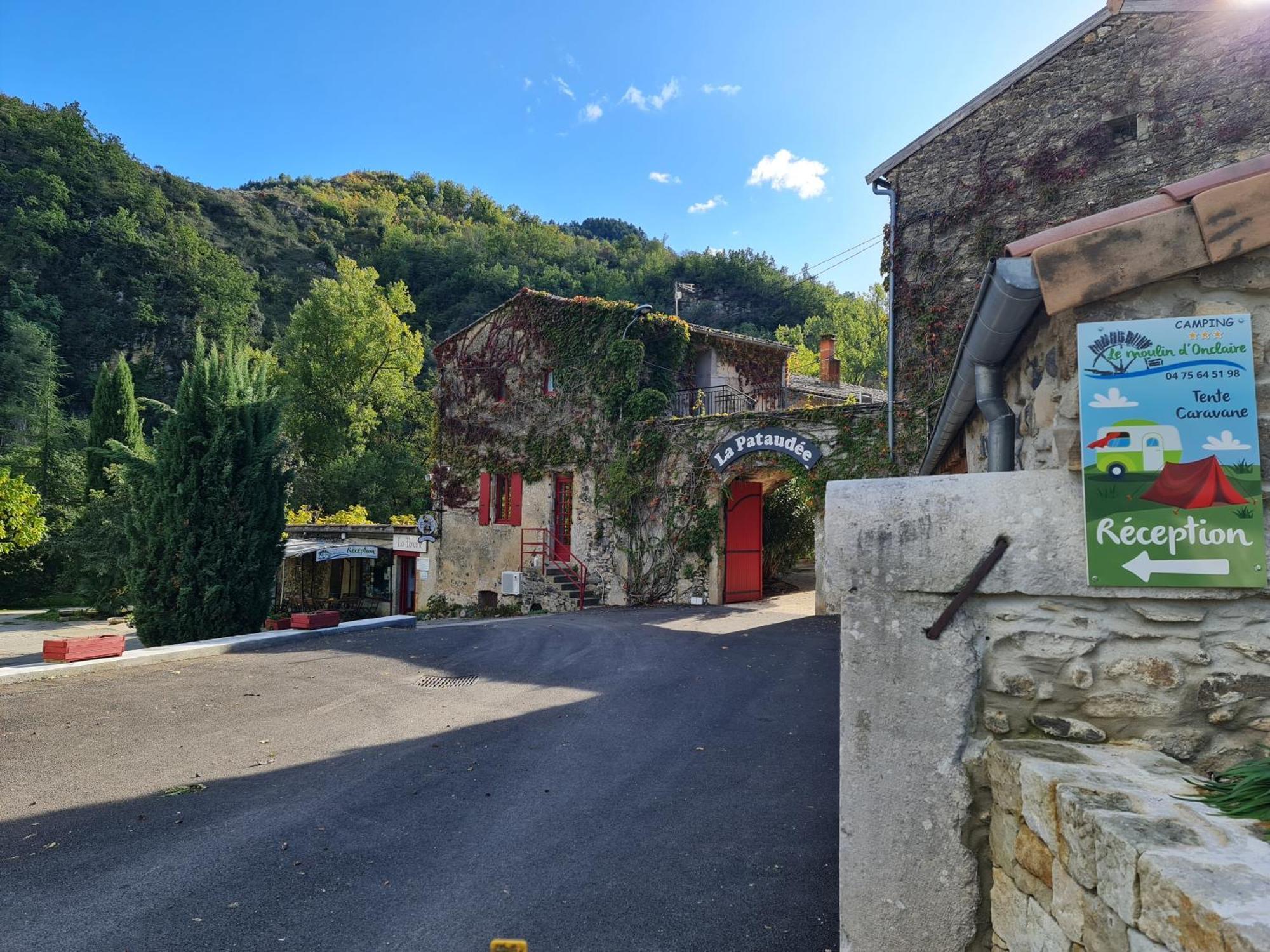 Le Moulin D'Onclaire Camping Et Chambres D'Hotes Coux Buitenkant foto