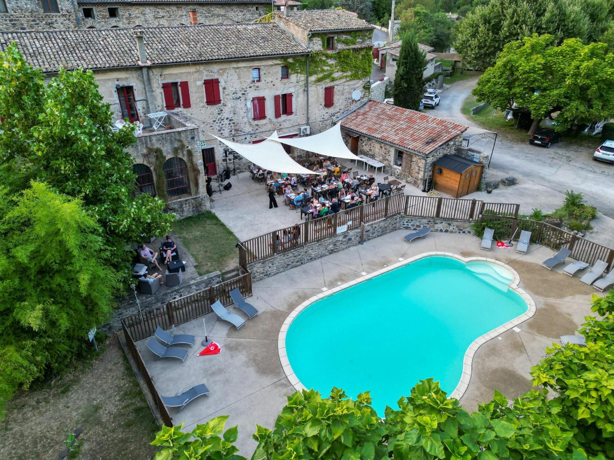 Le Moulin D'Onclaire Camping Et Chambres D'Hotes Coux Buitenkant foto