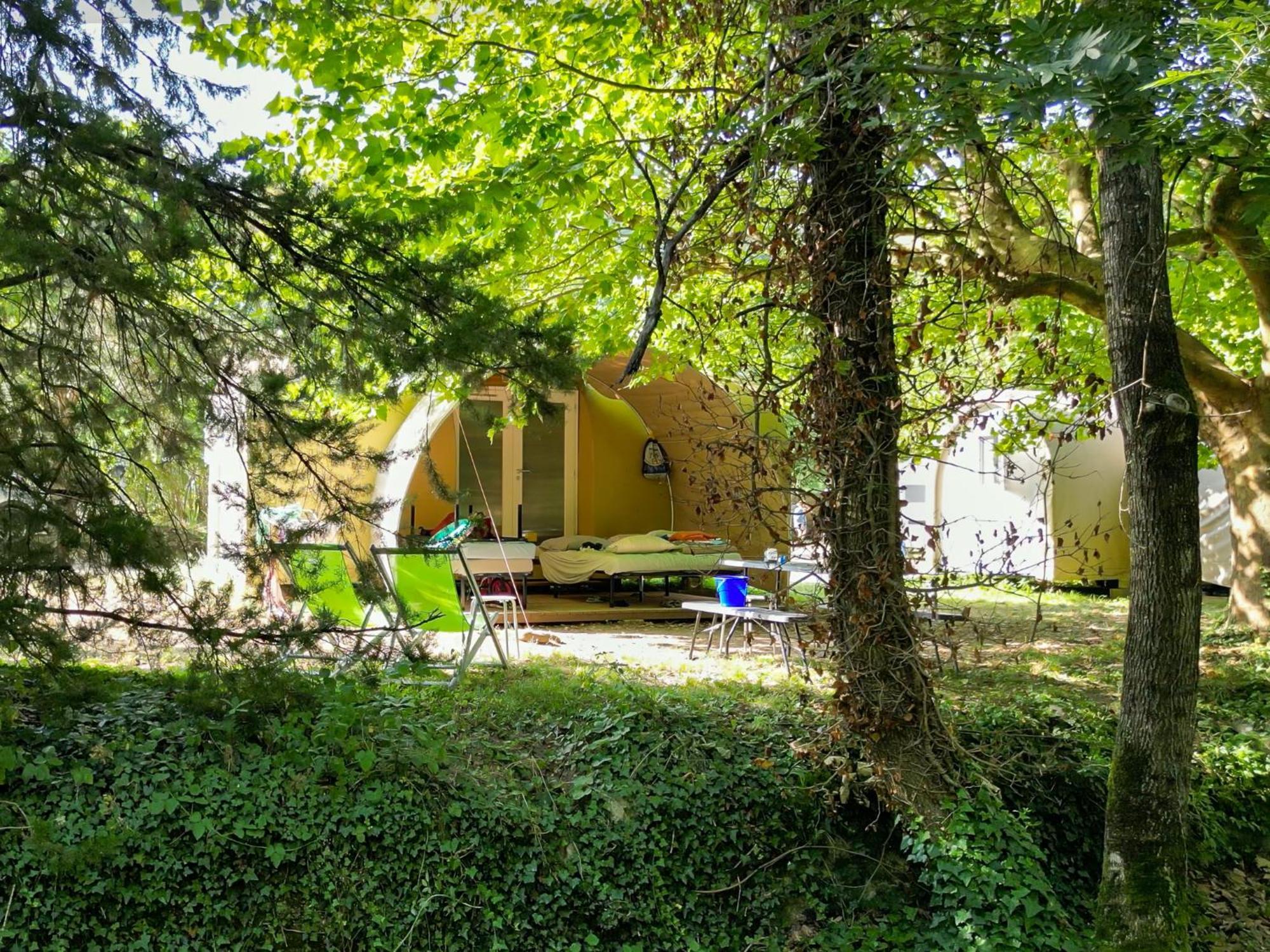 Le Moulin D'Onclaire Camping Et Chambres D'Hotes Coux Buitenkant foto
