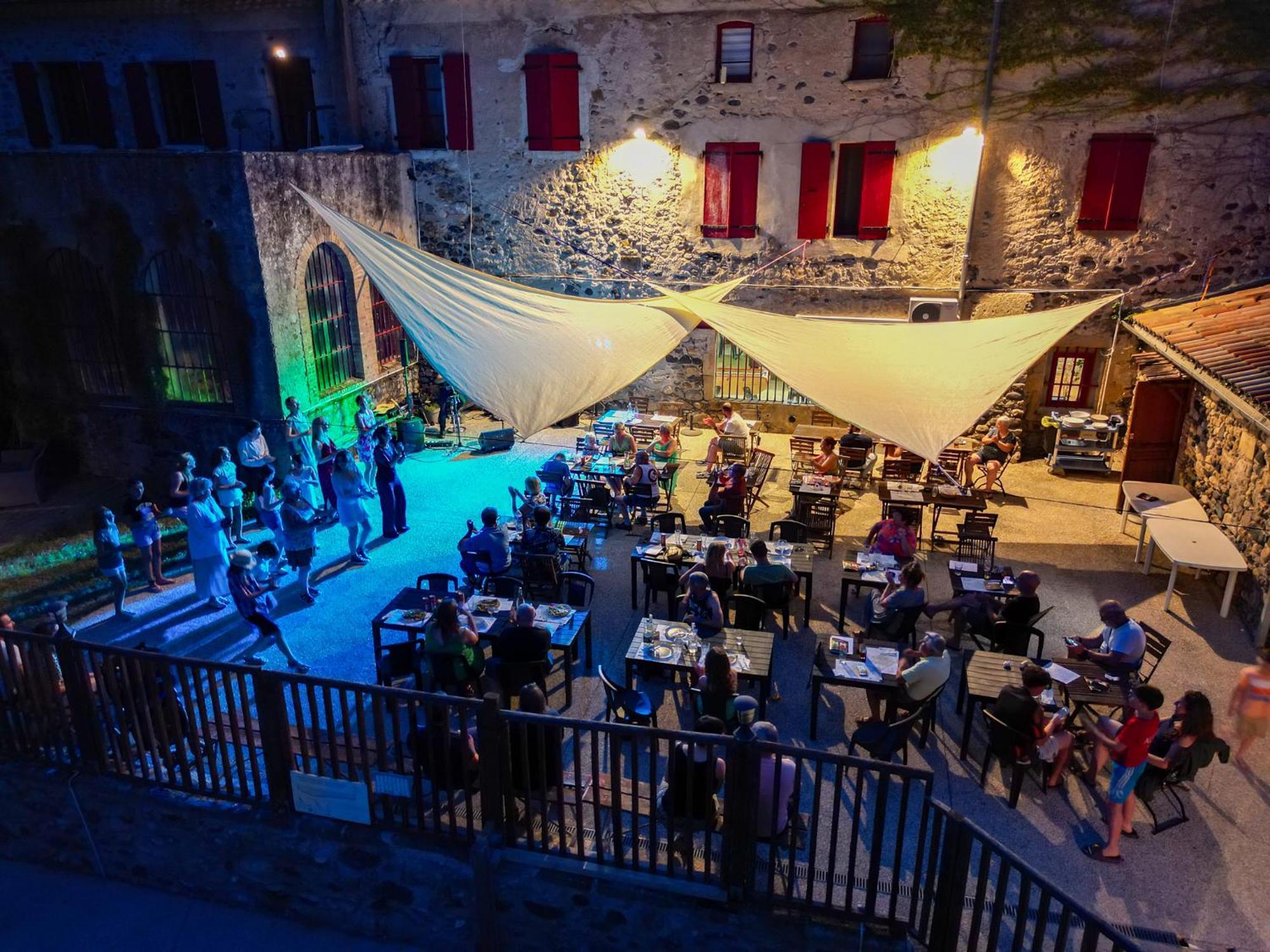 Le Moulin D'Onclaire Camping Et Chambres D'Hotes Coux Buitenkant foto